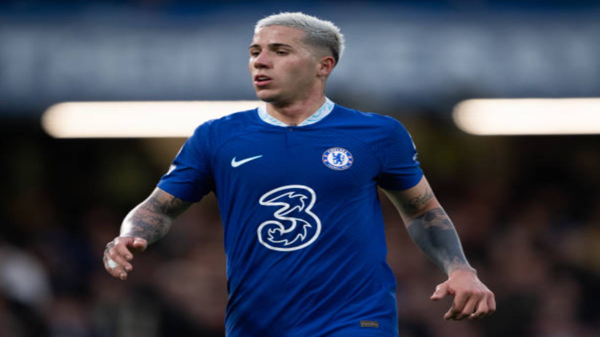 Tiền vệ sinh năm 2001 sau đó đã nhận trách nhiệm và gửi lời xin lỗi đến công chúng nhưng vụ bê bối này có thể khiến Fernandez nhận án cấm thi đấu dài hạn vì FIFA đã vào cuộc điều tra.